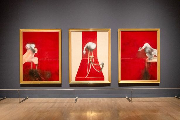 【写真】フランシス・ベーコン『1944年のトリプティック(三幅対)の第2ヴァージョン』1988年