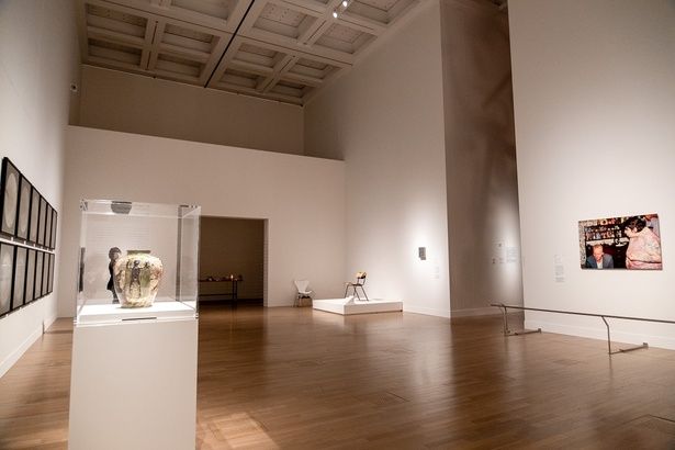 「第5章 家という個人的空間」の展示風景