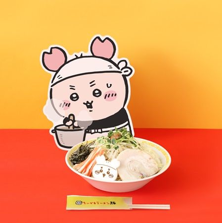 【東京都・愛知県・大阪府・広島県】「ちいかわラーメン 豚」の新メニュー“油そば”が期間限定で登場！ノベルティも用意