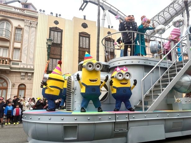 ミニオンズのフロート