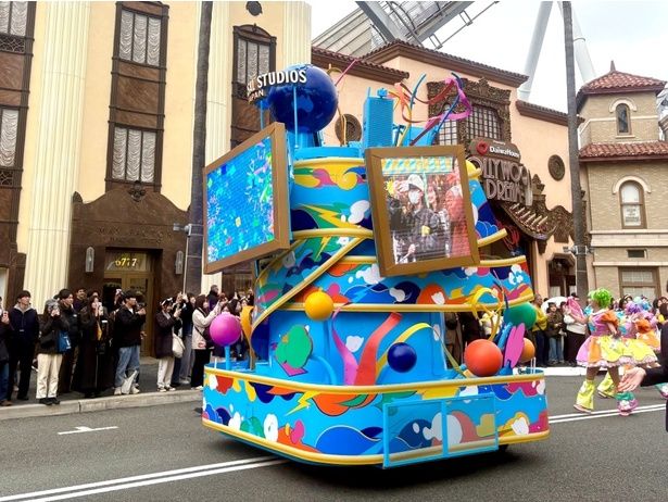 25周年アニバーサリーフロート