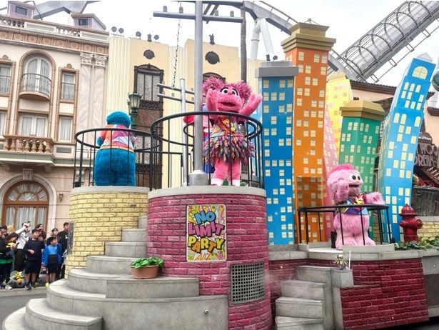 セサミストリートのフロート