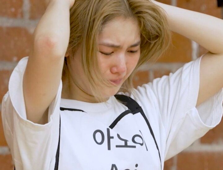 19歳女優、練習中に泣き出し感情爆発…年下のライバル練習生にイライラ止まらず