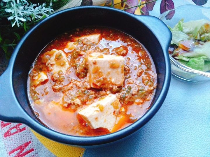 中華ご飯はこれで決まり！極旨麻婆豆腐と茹でレタスのオイスターソース