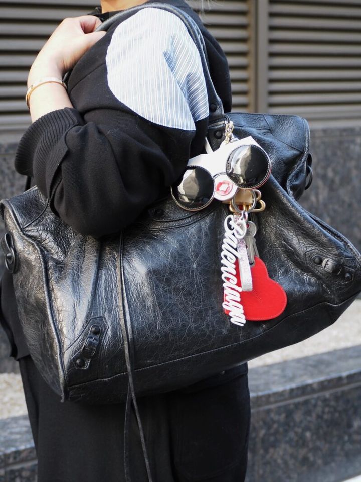 バレンシアのバッグ