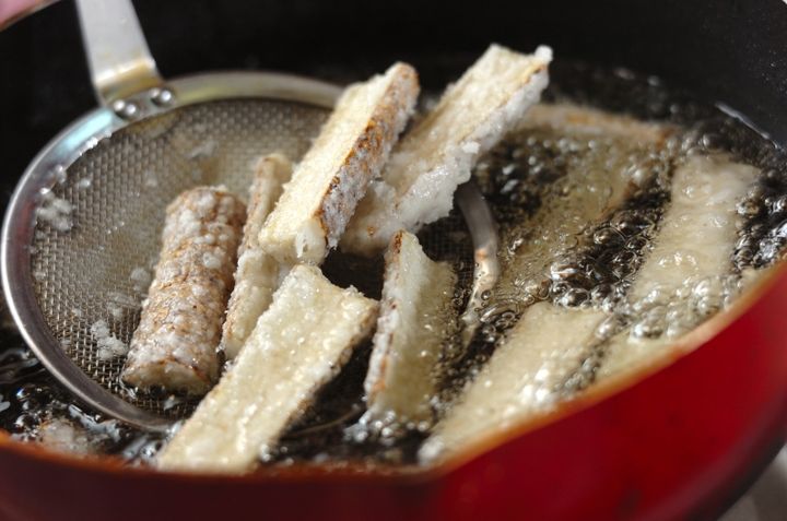 お箸が止まらない！ゴボウの甘辛揚げの作り方1