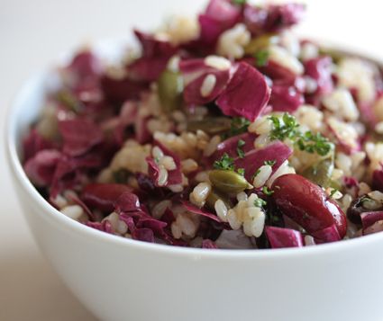玄米と赤キャベツのサラダ