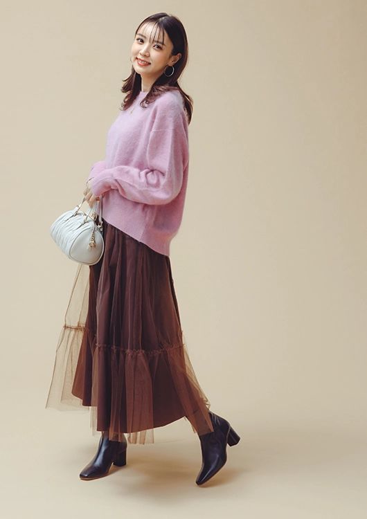 【毎日コーデ】ブラウンのチュールで落ち着きを加えてこなれた甘さに