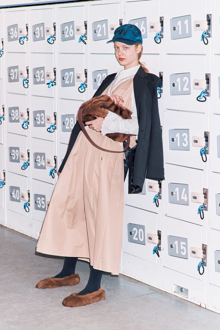 春らしいペールピンクのワンピースはジャケットを合わせて【本日のFUDGE GIRL-4月1日】