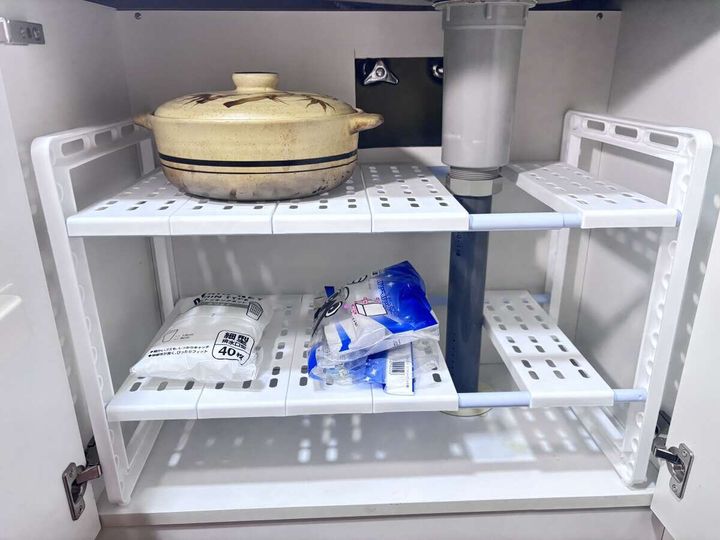 シンク下すきま収納ラック 使用例