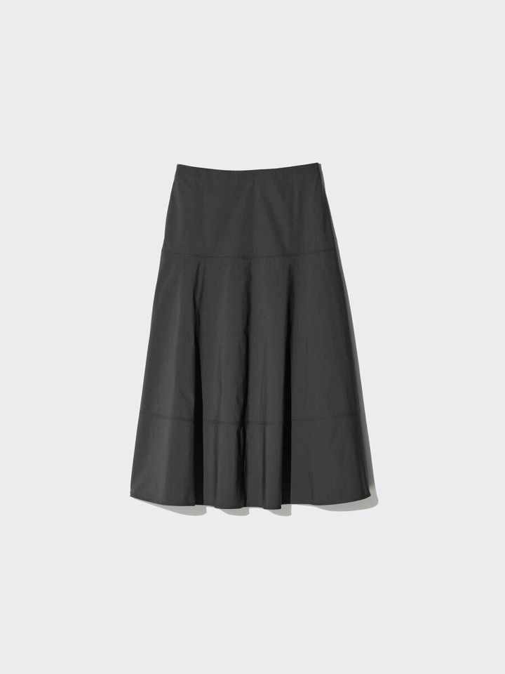 ユニクロのコットンナイロンサーキュラースカート