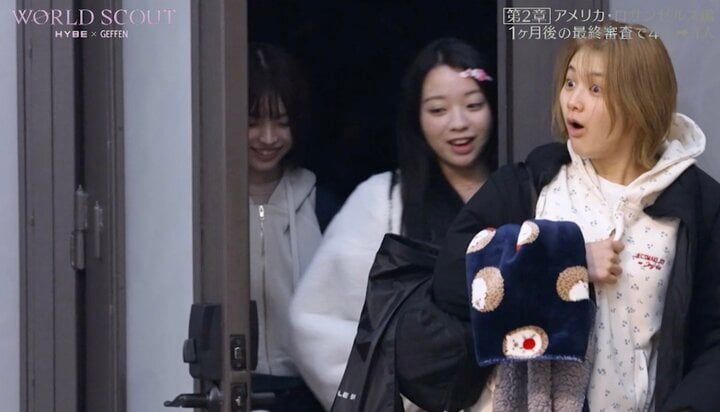 【写真・画像】宮脇咲良、HYBEが用意した合宿宿が豪華すぎる「恋愛リアリティみたい」 2枚目