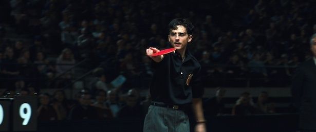 【写真】卓球の世界チャンピオンを目指すマーティ・マウザー(ティモシー・シャラメ) (C) 2025 ITTF Rights LLC.All Rights Reserved.