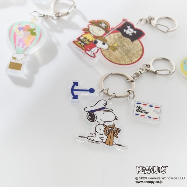 「アクリルキーホルダー」(各1760円)