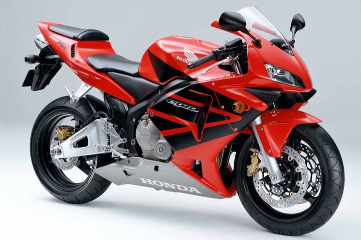 ペケジェー、ゼックス、ジスペケ…なぜこう呼ぶ？バイクの“俗称”に見るストリート文化