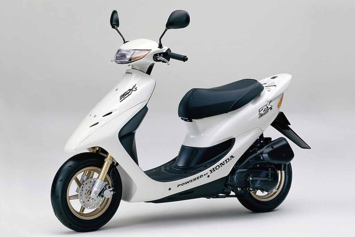 ペケジェー、ゼックス、ジスペケ…なぜこう呼ぶ？バイクの“俗称”に見るストリート文化