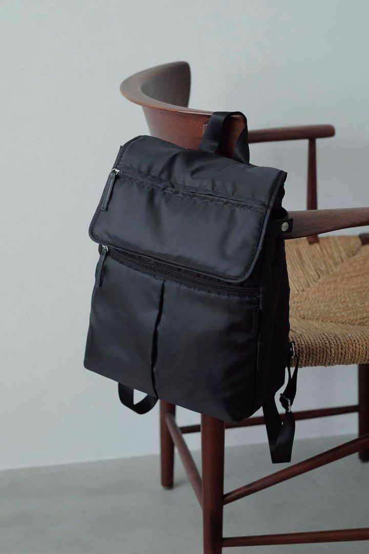  Y'SACCS ベストセラーリュックを軽量化！ 毎日使えるデイリーリュックBOOK