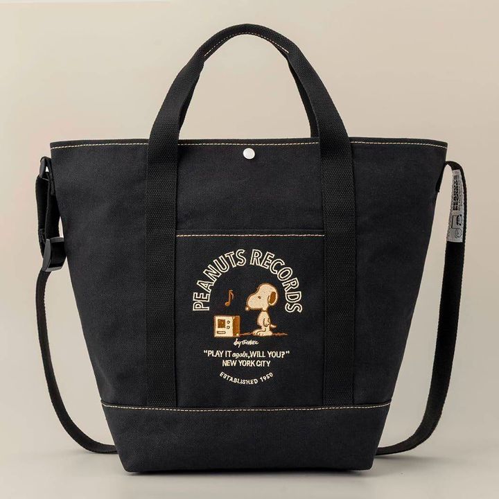 SNOOPY めっちゃBIG！！ BOAT TOTE BAG BOOK