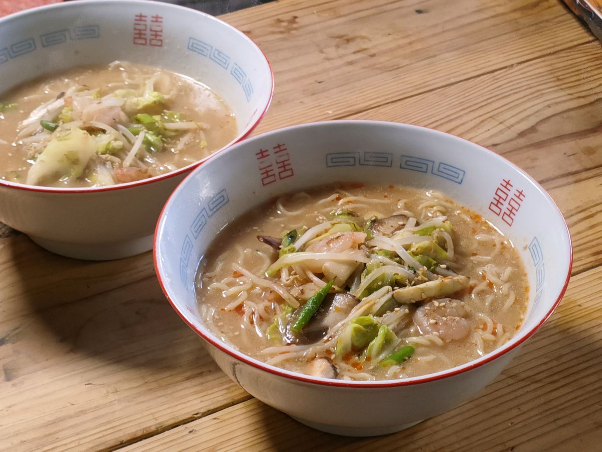 2位『山岡家』3位『天下一品』【深夜に行きたいラーメンチェーン】300