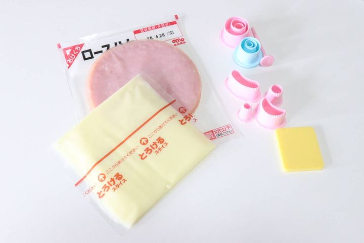 海苔にも使えるおかず抜型 シンプルフェイス 4P おかず抜型 丸型6サイズセット