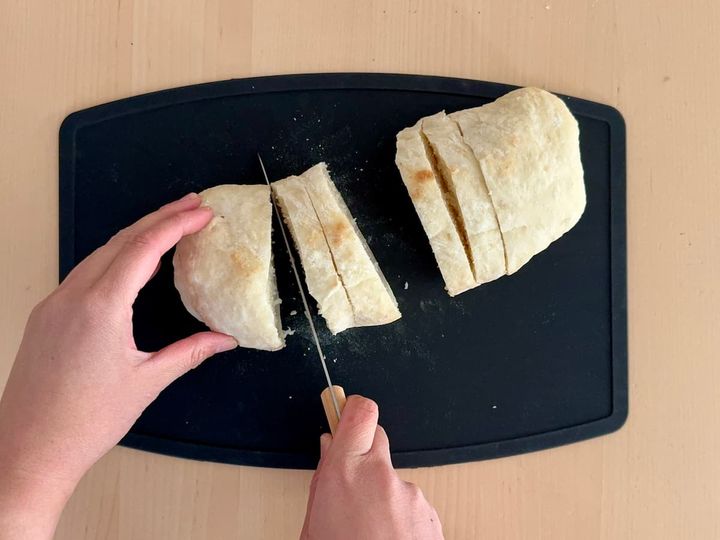 パンをカット②