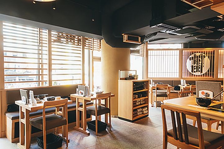 博多もつ鍋 前田屋 新宿東口店