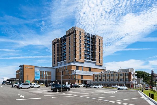 久米設計が設計した「市立秋田総合病院」が、「医療福祉建築賞2025」を受賞！