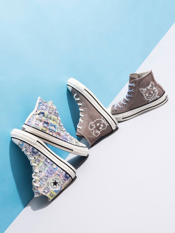 スニーカー（右）￥13, 200、（左）￥14, 850（ともにコンバース／コンバースインフォメーションセンター）