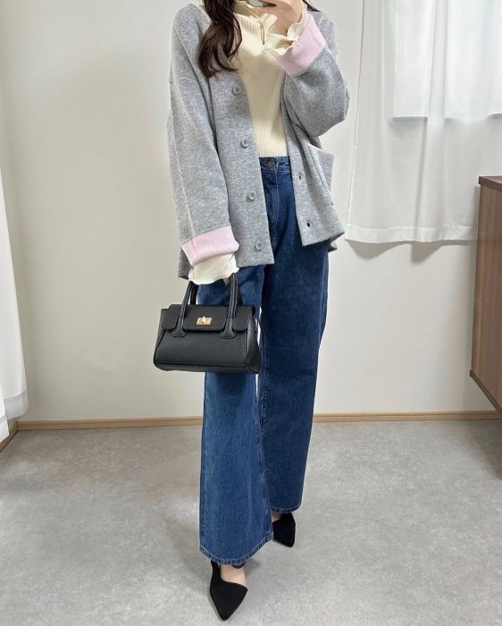 GU「デニムタックトラウザー」