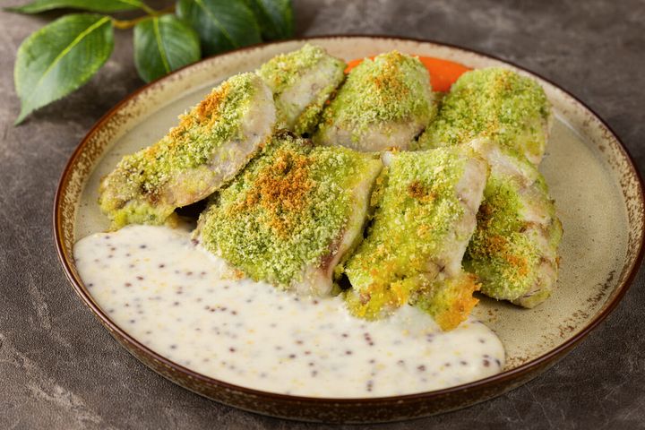 オオニベの香草パン粉焼き 粒マスタード風味のクリームソース