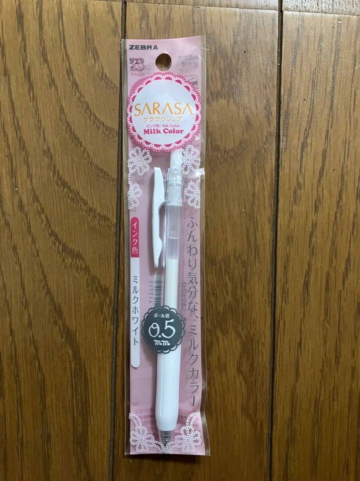 Seria(セリア)：サラサクリップ ミルクカラー