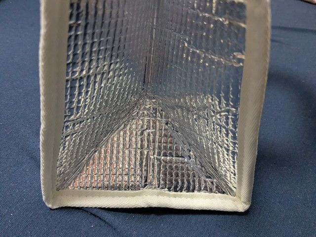 ミッフィー保冷ランチバッグ 底面