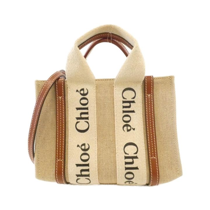 クロエのウッディトートバッグ
