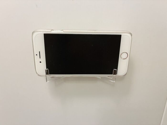 【セリア】スマホで動画見る人必見♡こんなに薄いのに…使いやすくて超優秀でした！