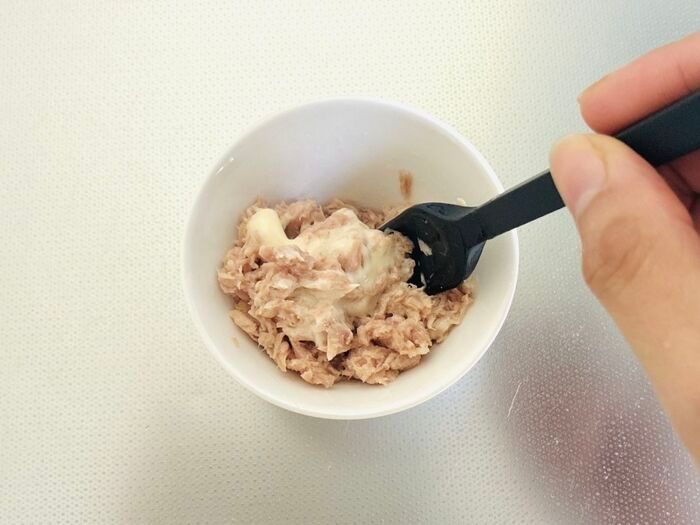 『メロンパン』を半分に切ってドーン！驚きの食べ方が登場♡試さずにはいられない〈新感覚アレンジ〉