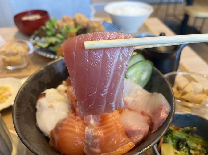 初雪 春吉店 hatsuyuki 特選海鮮丼