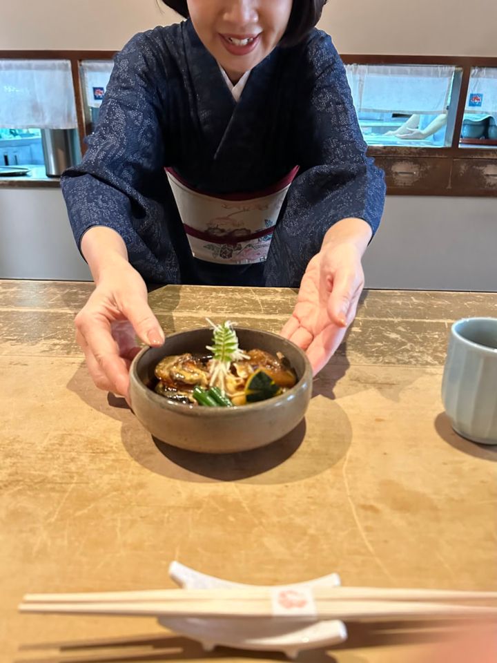 26年4月MOTOMIさんブログ_老舗料亭鯛めし楼_お食事