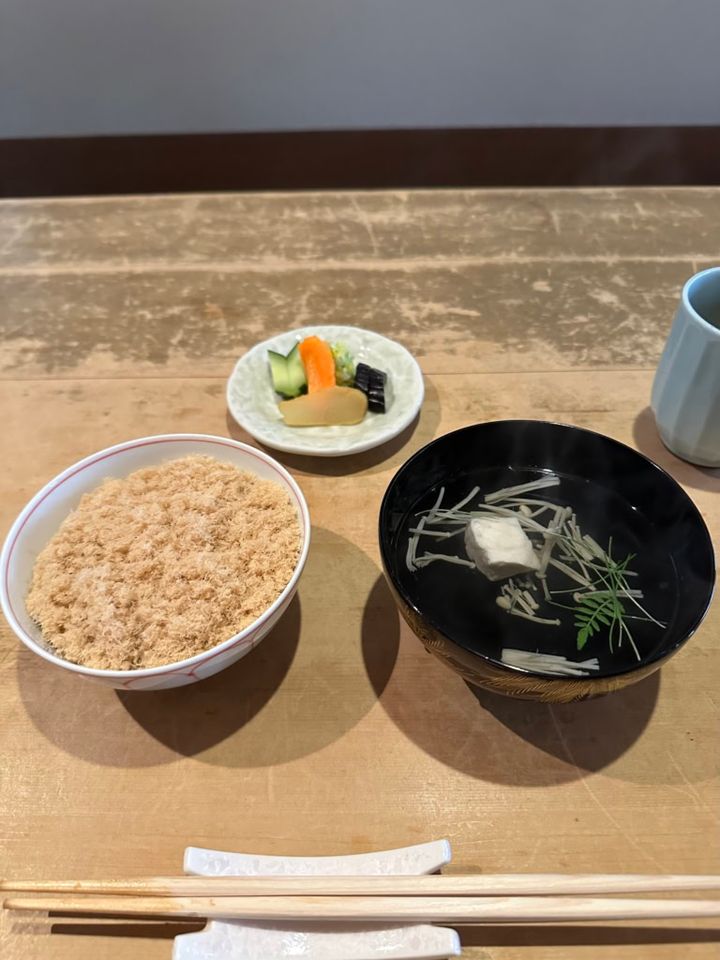 26年4月MOTOMIさんブログ_老舗料亭鯛めし楼_お食事