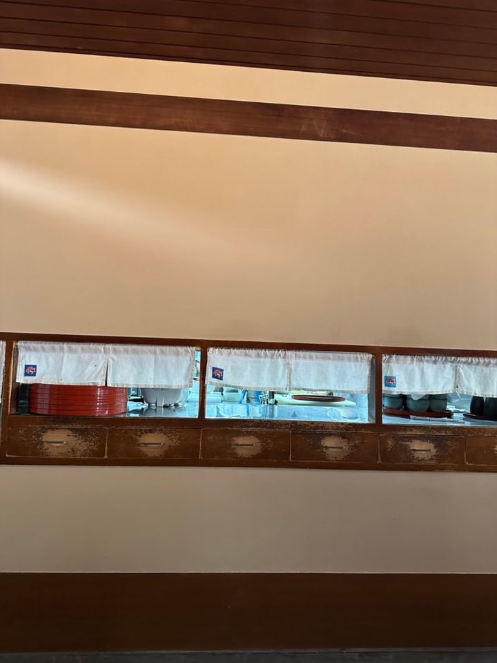 26年4月MOTOMIさんブログ_老舗料亭鯛めし楼店内