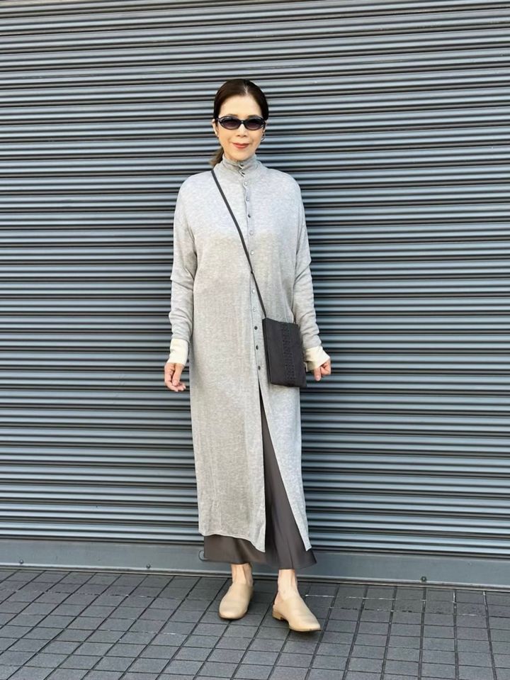 26年4月MOTOMIさんブログ_ロングカーディガンコーデ