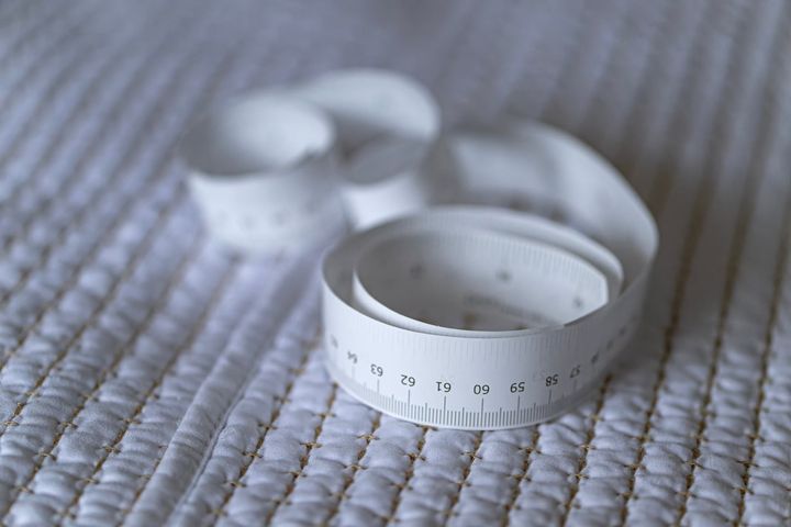 ①紙のメジャーを自由に使える