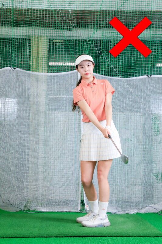 フワッと高く上がって止まる球を打つ！女子プロがコツを解説