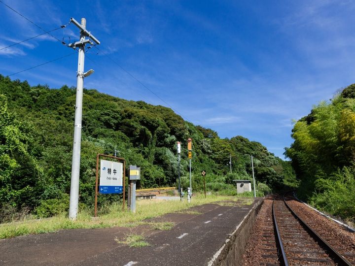 全国には、利用している地元の人しか読めいないような難読の駅名が存在します。そこで、今回は独自のアンケート調査で作成した、「読むのが難しいと思う山口県の駅」ランキングを紹介。どの駅が上位にランクインしたのでしょうか？
