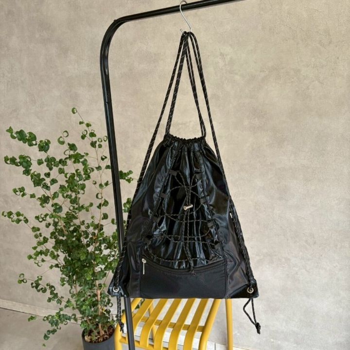 2026春しまむらコラボ黒キラキラ素材ナップサック