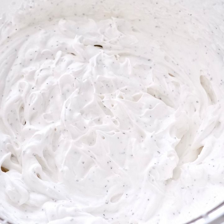 紅茶といちごのフルーツサンド