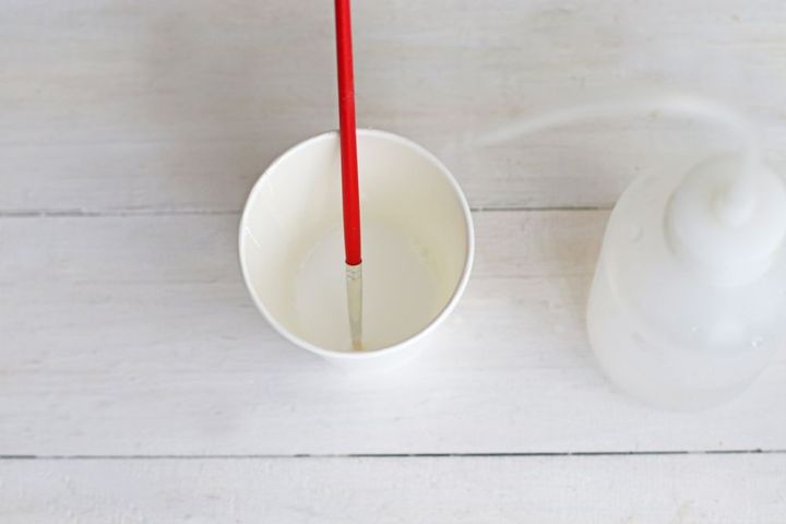 接着剤を薄める