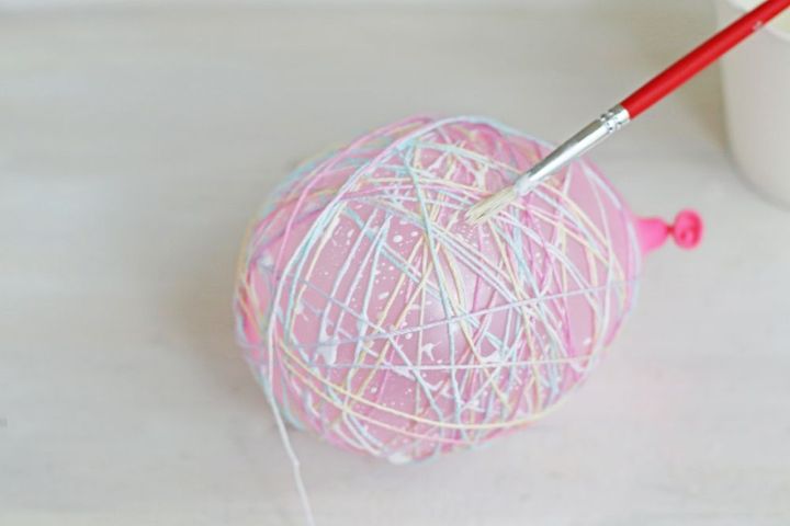 レース糸を巻き付ける