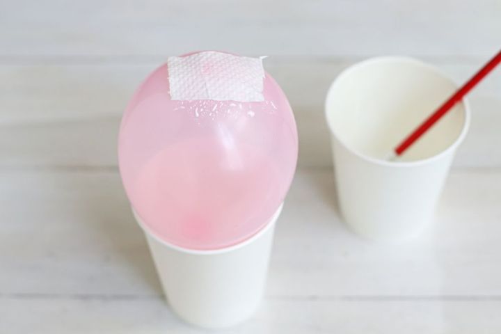 キッチンペーパーを貼る