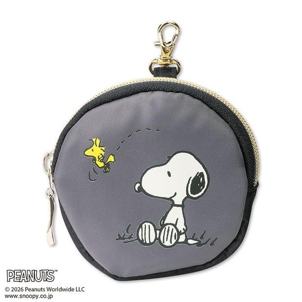 「ポーチ」(979円) 