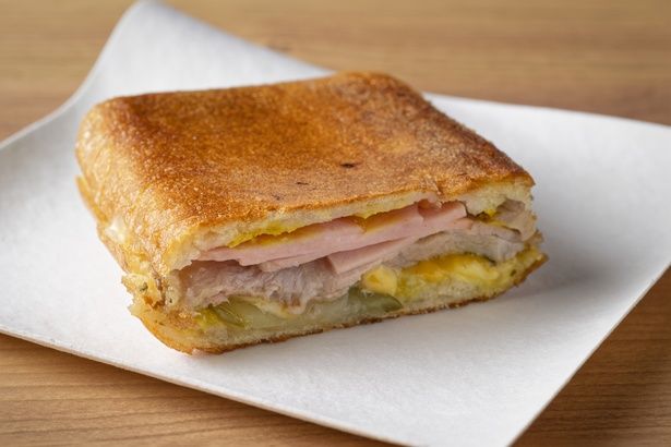 「厨 七代目松五郎」の「映画を“完全再現”！キューバサンド」